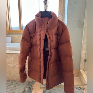 NEW Patagonia women’s silent down jacket sisu brown burnt orange large